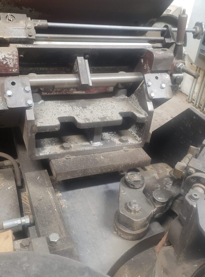 YATES AMERICAN A95 Planer-Matcher