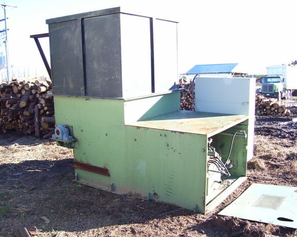 Eurohansa 60 HP Low Speed Grinder - hopper feed