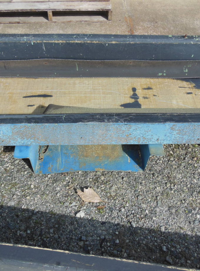 25" X 6' X 9 1/2" FIBER GLASS SECTION