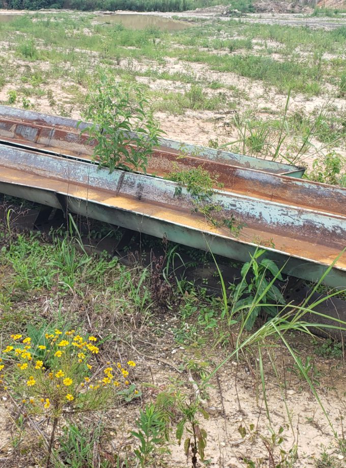 WEBSTER 70' FSL Vibrating Conveyor