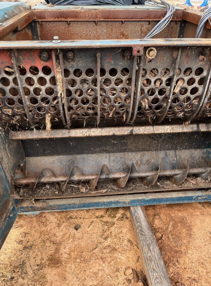 CHALLENGER Low Speed Grinder - 60 HP