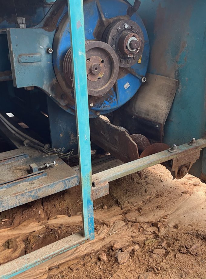 CHALLENGER Low Speed Grinder - 60 HP