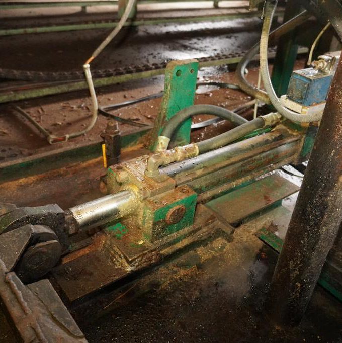 CM&E Headrig Slabber