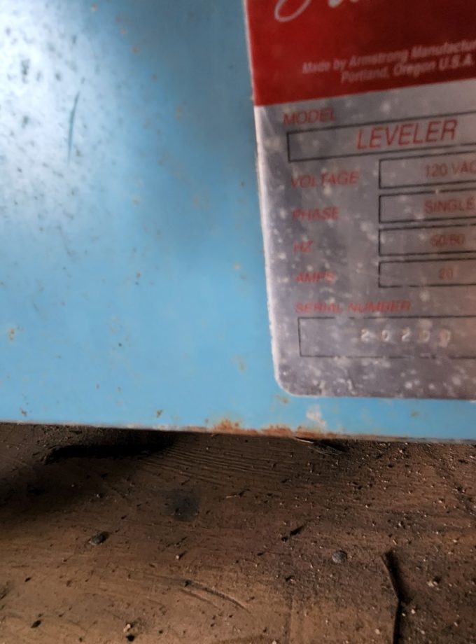 Armstrong Automatic Bandsaw Leveler