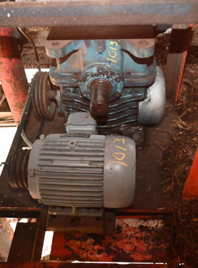 Log Trough Conveyor 34'