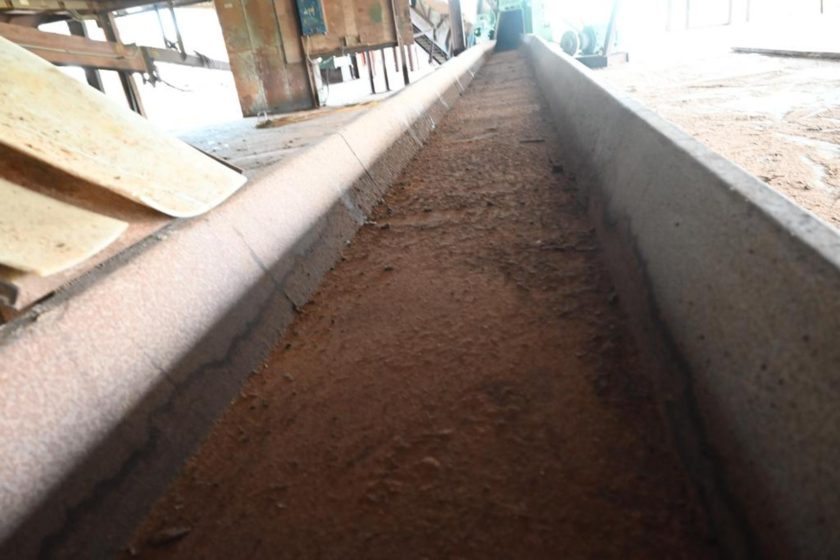 WEBSTER 46' x 24" Vibrating Conveyor - Image 3