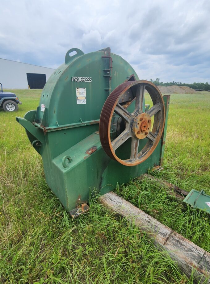 Progress 60" 8 Knife Chipper