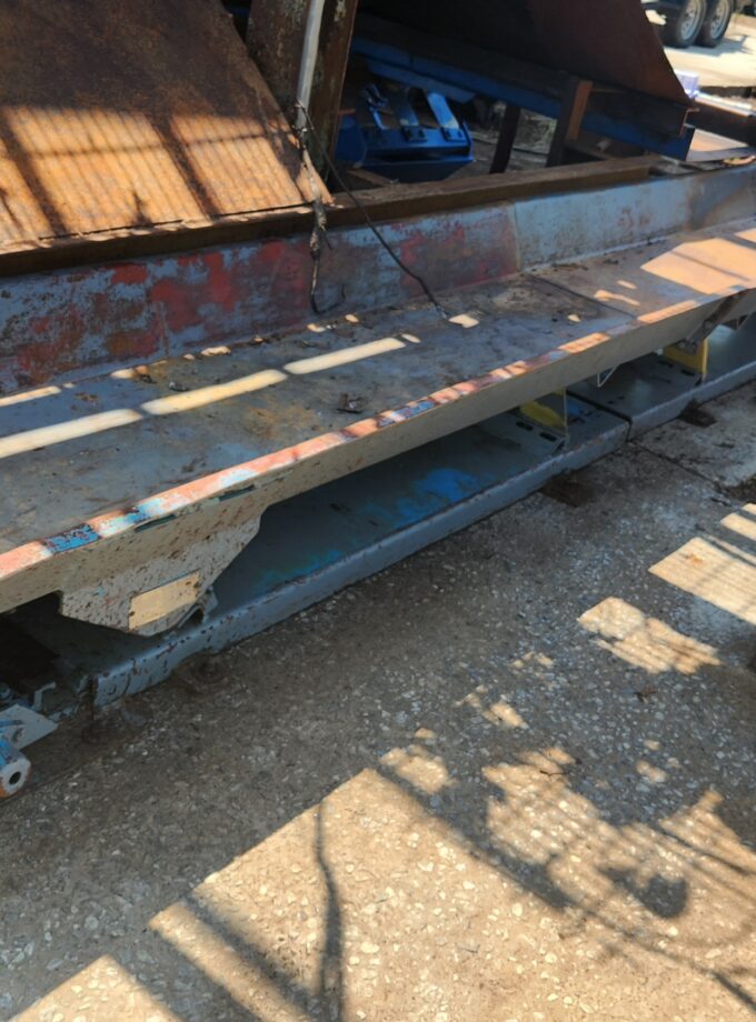 Webster 30' x 18" Vibrating Conveyor
